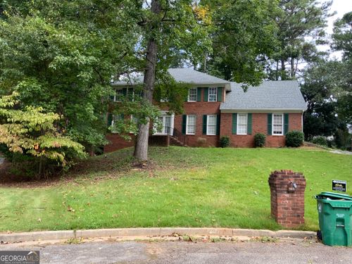 5697 Grey Fox Cir, Lithonia, GA, 30038-1610 | Card Image