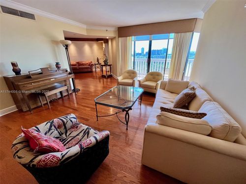 apt-803-1000 W Island Blvd, Aventura, FL, 33160-4941 | Card Image