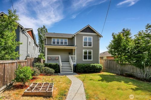 4241 S Eddy St, Seattle, WA, 98118-2743 | Card Image