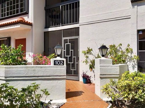 apt-102-9632 Sills Dr E, Boynton Beach, FL, 33437-5332 | Card Image