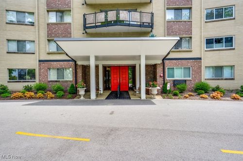 213-255 N Portage Path, Akron, OH, 44303-1217 | Card Image