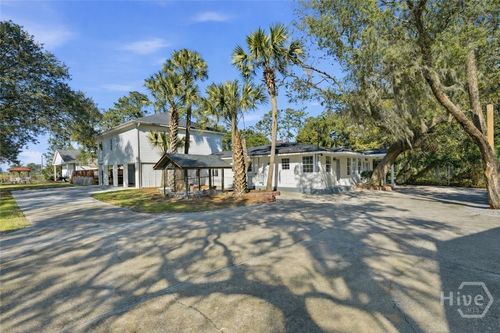 9 Brewster St, Savannah, GA, 31419-2333 | Card Image