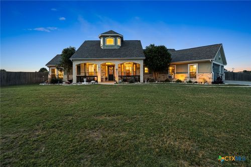 105 E Doucet Cv, Hutto, TX, 78634-3509 | Card Image