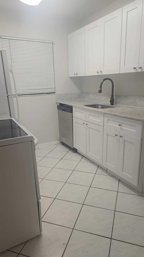 406-4111 Stirling Road, Dania Beach, FL, 33314 | Card Image