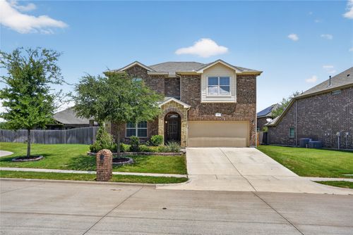2 Mapleridge Dr, Edgecliff Village, TX, 76134-1301 | Card Image