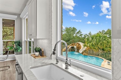 405 Mirafield Ln, Austin, TX, 78737-4679 | Card Image