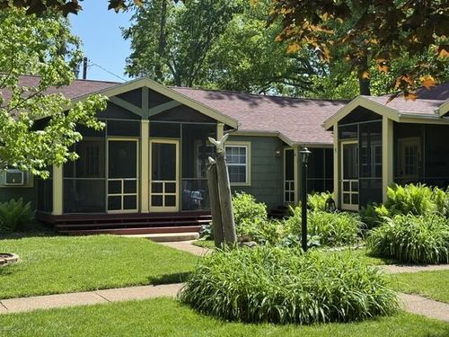3-15657 Lakeshore Rd, Union Pier, MI, 49129-9340 | Card Image