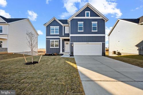 550 Atkinson St, SHENANDOAH JUNCTION, WV, 25442-4863 | Card Image