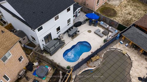 20 The Queensway, Barrie, ON, L4M7H6 | Card Image