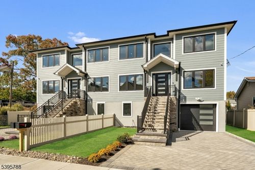 25 Pulaski Ave, Wallington, NJ, 07057-1311 | Card Image