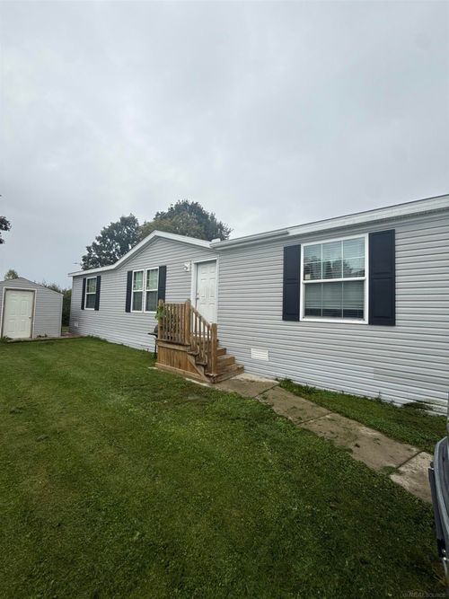 58421 Brookside Dr, Lenox, MI, 48048-2188 | Card Image