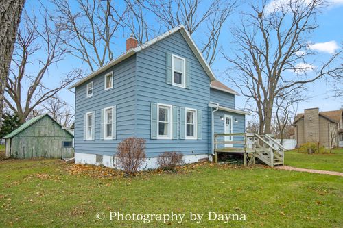 410 E Main St, Ashkum, IL, 60911-6066 | Card Image