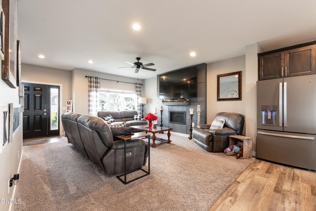 4808 Cornice Loop, House other with 5 bedrooms, 4 bathrooms and null parking in Bismarck ND | Image 5