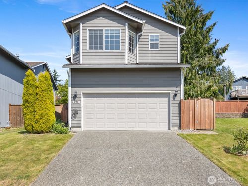 227 81st Dr Se, Lake Stevens, WA, 98258-3118 | Card Image