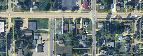 1926 Liberty Ave, Beloit, WI, 53511-4077 | Card Image