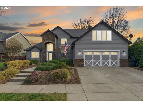475 Salty Way, Eugene, OR, 97404-2488 | Card Image