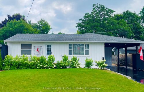 323 Oak St, Collingwood, ON, L9Y2Y4 | Card Image
