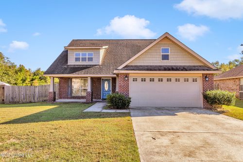13747 Windwood Dr, Gulfport, MS, 39503-6258 | Card Image