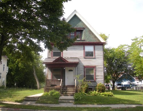 3711 N 1st St, Milwaukee, WI, 53212-1505 | Card Image