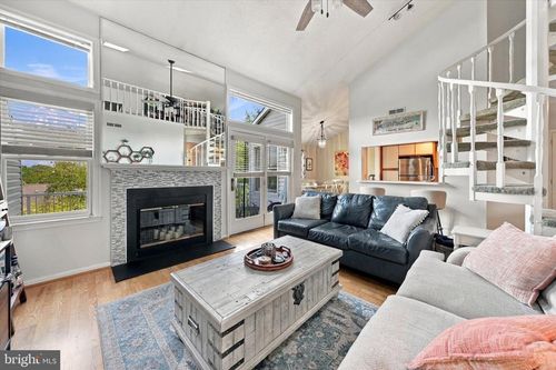4909 Birch Cir, WILMINGTON, DE, 19808-2944 | Card Image