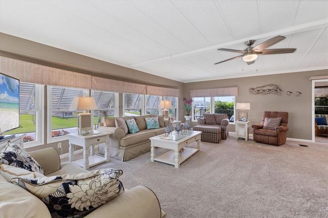 Living Room | Image 8