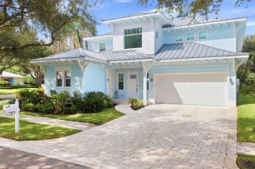 136 Intracoastal Cir, Tequesta, FL, 33469-2709 | Card Image