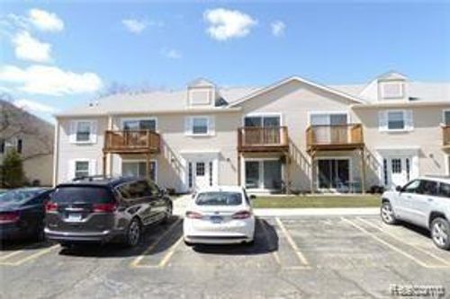 apt-d-954 Bloomfield Village Blvd, Auburn Hills, MI, 48326-3573 | Card Image