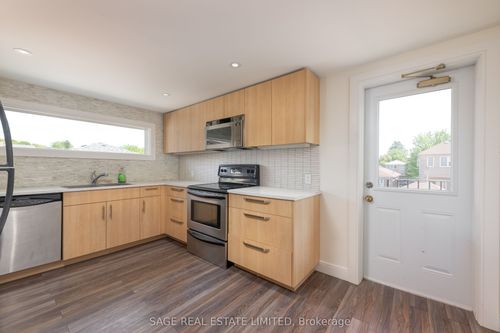 upper-97 Holwood Ave, York, ON, M6M1P7 | Card Image
