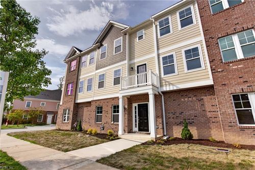 621 Commonwealth Boulevard, Yorktown, VA, 23693 | Card Image