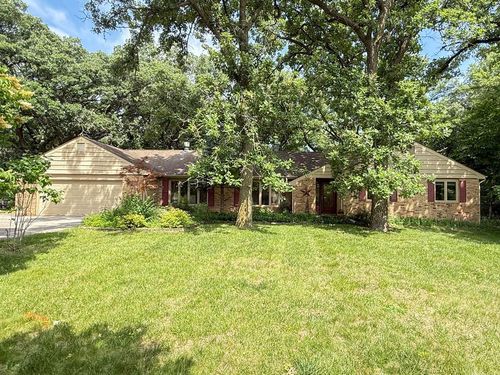 2001 Nicole Rd, Fort Dodge, IA, 50501-8726 | Card Image