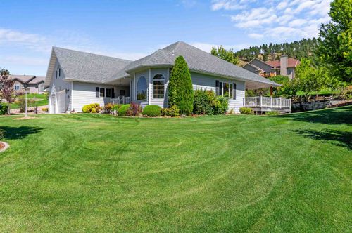 2340 Camaro Cir, Sturgis, SD, 57785-2589 | Card Image