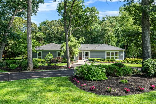4 Durham Dr, Dix Hills, NY, 11746-5311 | Card Image