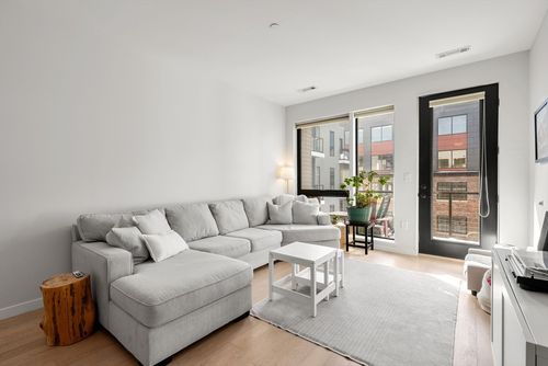 apt-406-45 W 3rd St, Boston, MA, 02127-1189 | Card Image