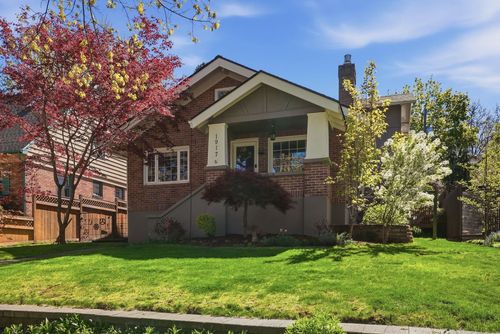 1917 S Stevens St, Spokane, WA, 99203-2056 | Card Image