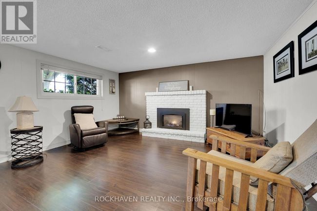 22 Nelson Street, House other with 3 bedrooms, 2 bathrooms and 5 parking in Hamilton (Waterdown) ON | Image 28