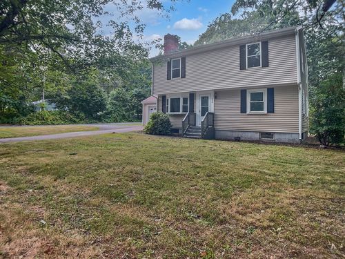 484 Pleasant St, Franklin, MA, 02038-1141 | Card Image