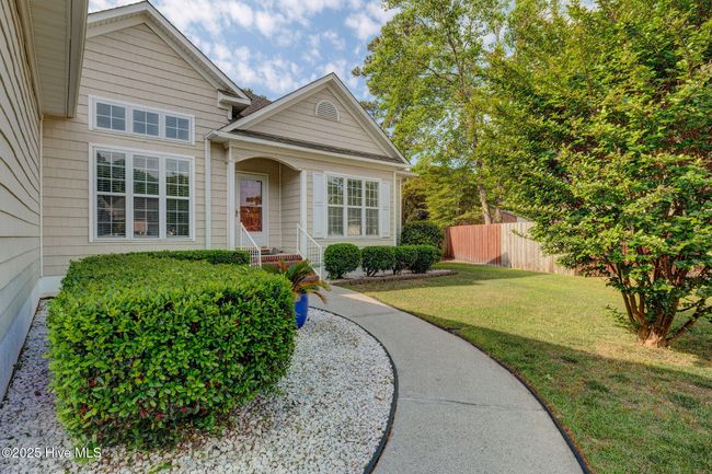 716 Crows Nest Ct, House other with 3 bedrooms, 3 bathrooms and 4 parking in Wilmington NC | Image 4