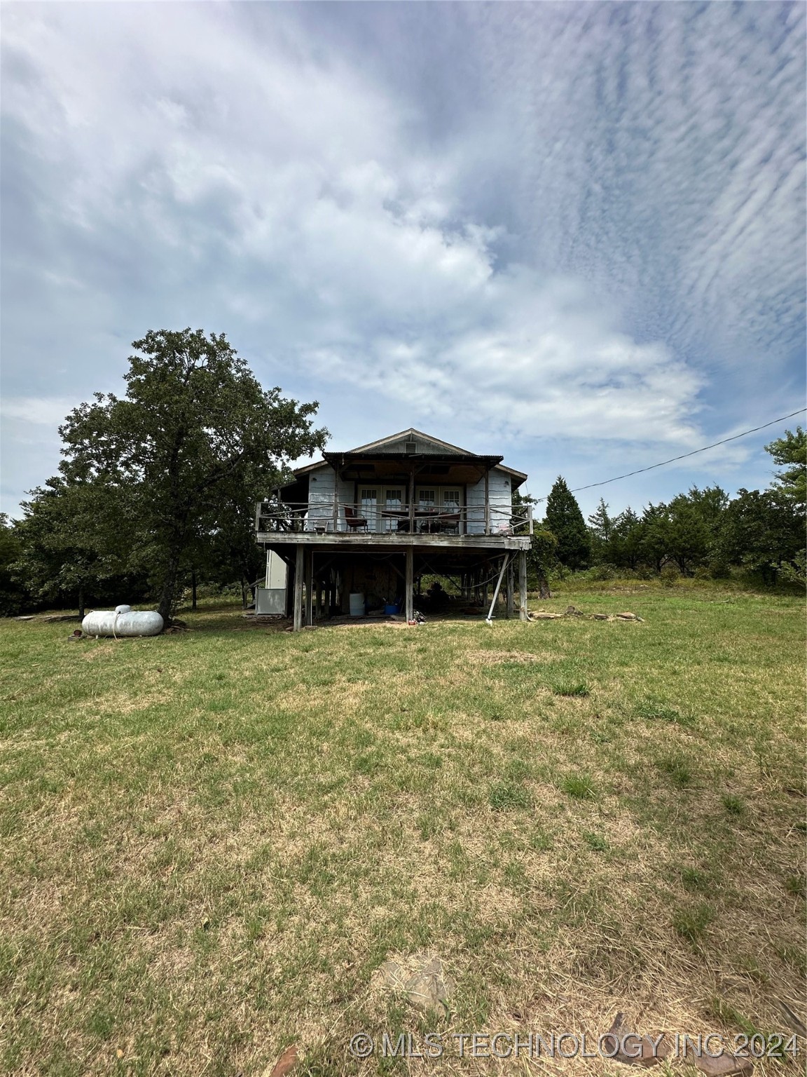 Rd Yellow Rock , Stigler, OK 74462