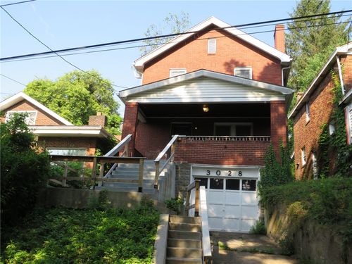 3028 Elroy Ave, Brentwood, PA, 15227-2823 | Card Image