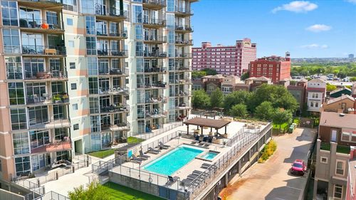 308-1001 Belleview St, Dallas, TX, 75215-1820 | Card Image
