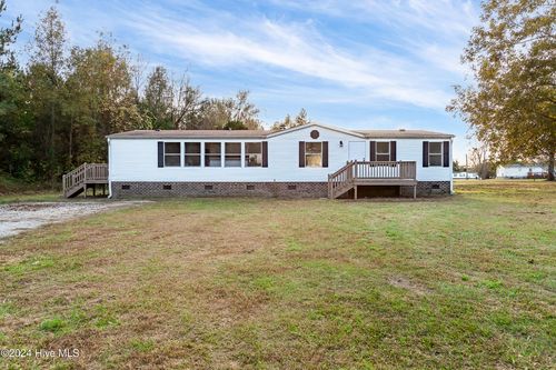 6955 White Oak River Road, Maysville, NC, 28555 | Card Image