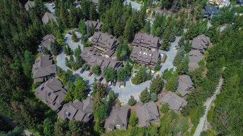 302-3050 Hillcrest Dr, Whistler, BC, V0N2W6 | Card Image