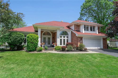 84 Moorfields Ct, East Amherst, NY, 14051-1665 | Card Image