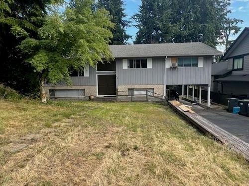 929 Prospect Ave, North Vancouver, BC, V7R2M2 | Card Image