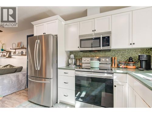 205-315 Primrose Rd, Kelowna, BC, V1X2G6 | Card Image