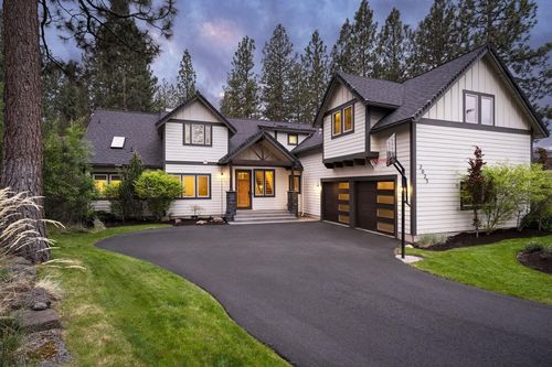 2023 Nw Shiraz Court, Bend, OR, 97703 | Card Image