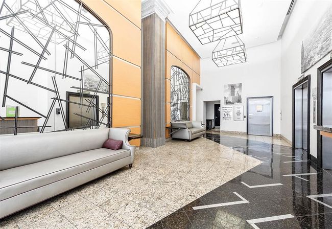 Building entry | Image 24