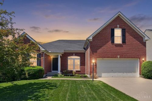 1094 Hayward Cir, Milford, OH, 45150-8030 | Card Image