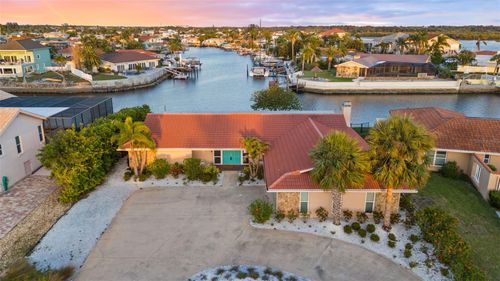 4968 Southshore Dr, NEW PORT RICHEY, FL, 34652-3048 | Card Image