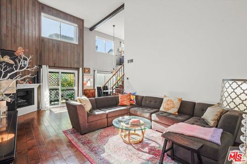 11-12938 Valleyheart Dr, Studio City, CA, 91604-3424 | Card Image